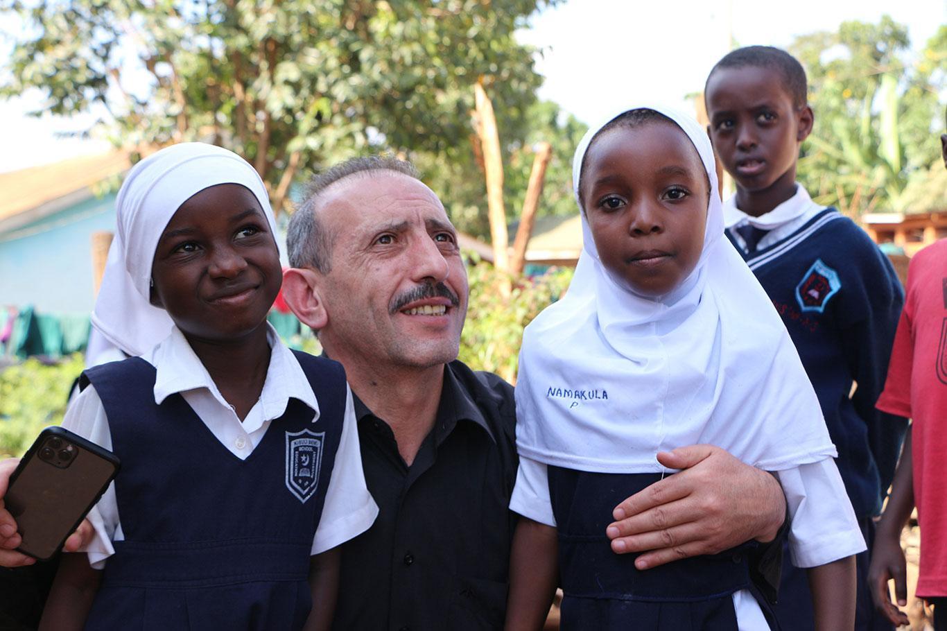 European Yetim Eli slaughters the sacrifices on behalf of philanthropists in Uganda